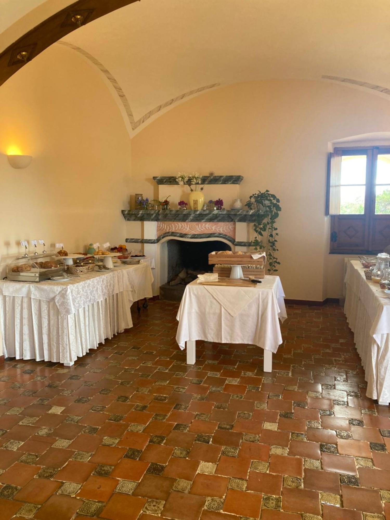 Hotel Villa Campana Cala Liberotto Extérieur photo
